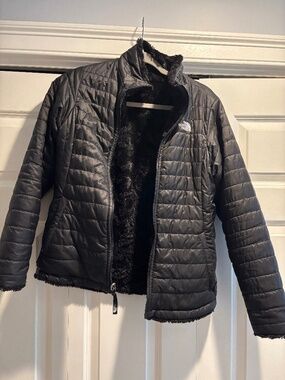 The North Face Girls XL black reversible jacket